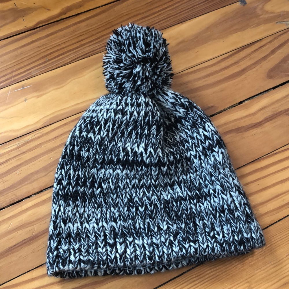 pom pom hat